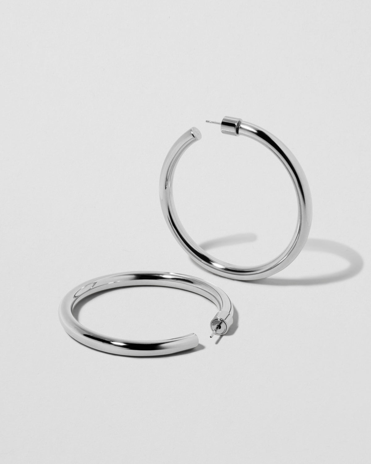 1.5" Lilly Baby Hoops earring - alternate angle | gold hoop earrings