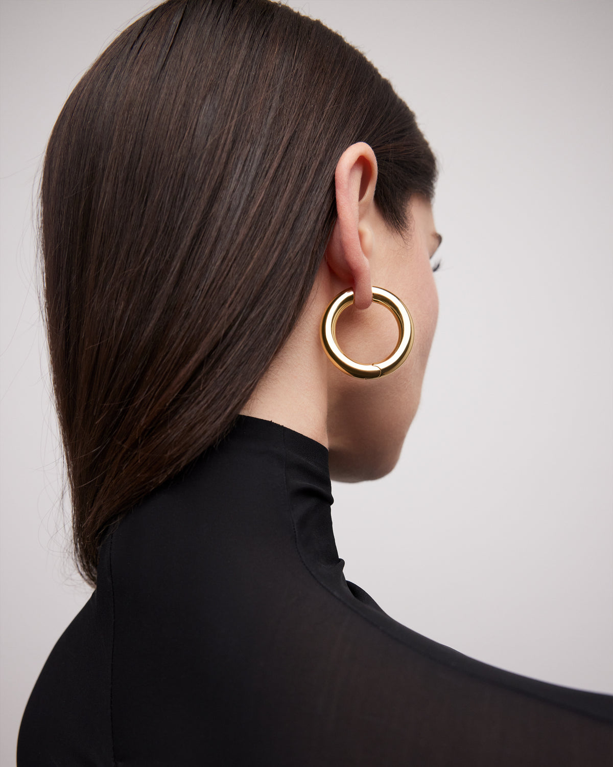 1" Samira Hinged Mini Hoops earring - front view | gold small hoop earrings