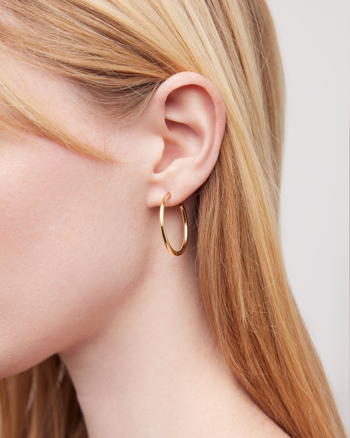 1" Thread Mini Hoops earring - side view | small gold hoop earrings