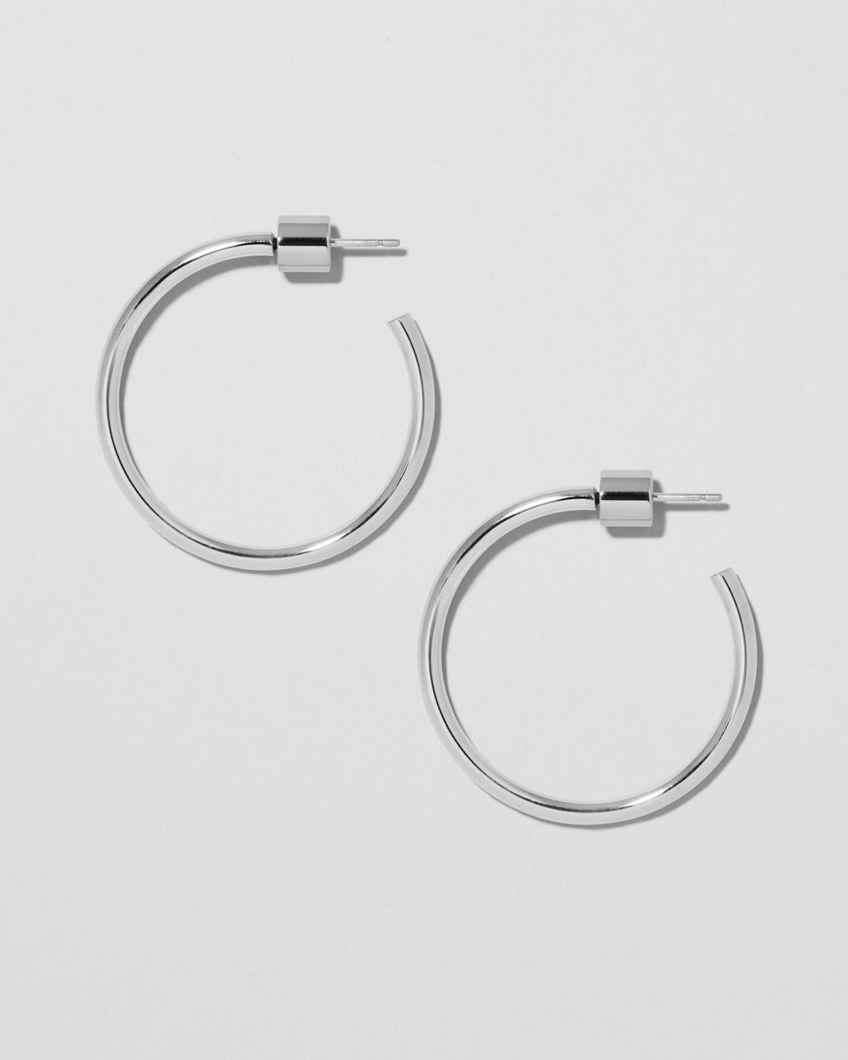 1" Thread Mini Hoops earring - product detail shot | small gold hoop earrings