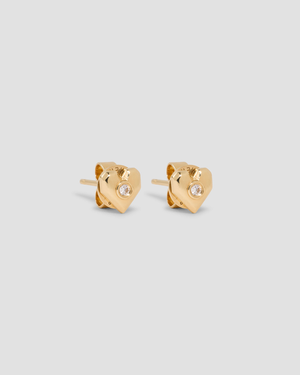 Heart Stud gold earring - front view | diamond stud earrings