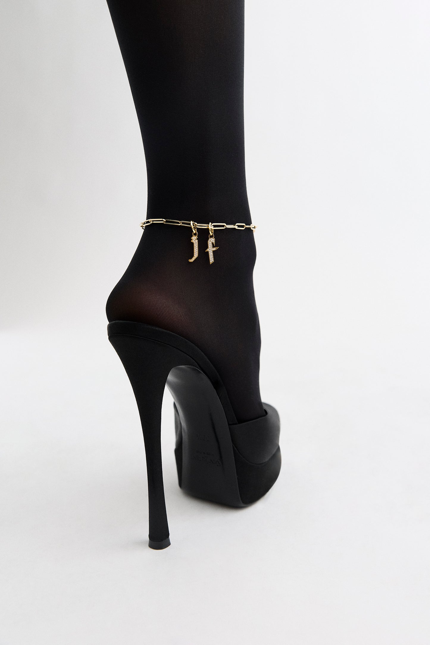 Large Long Link Chain Anklet in 14K Gold