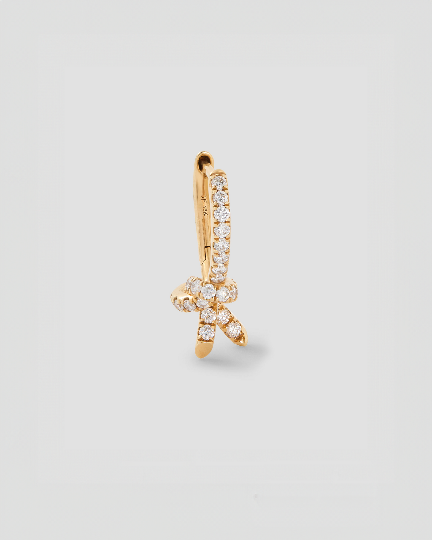 Knot Huggie in 18K Gold with Pavé White Diamonds