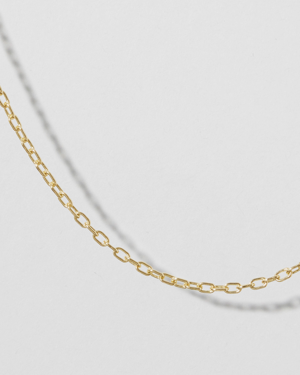 Medium Round Link Charm Bracelet