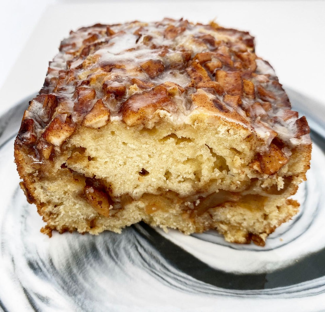 APPLE CINNAMON BREAD