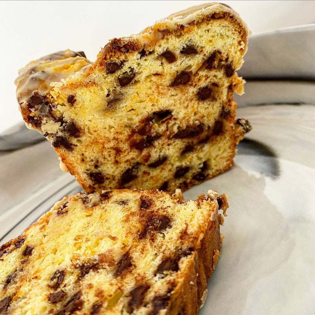 DELICIOUS ORANGE CHOCOLATE CHIP BREAD