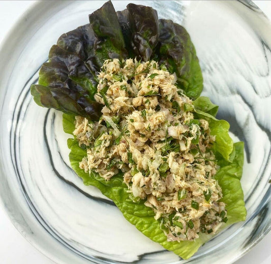 MAYO-FREE HERBY GREEN GODDESS TUNA