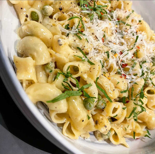 EASY ‘PEASY’ PASTA WITH PEAS AND PARMESAN