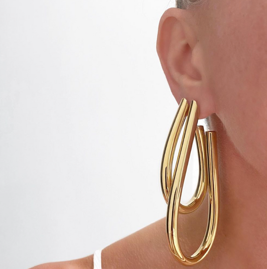 JENNIFER-FISHER-SAMIRA-TEARDROP-HOOPS