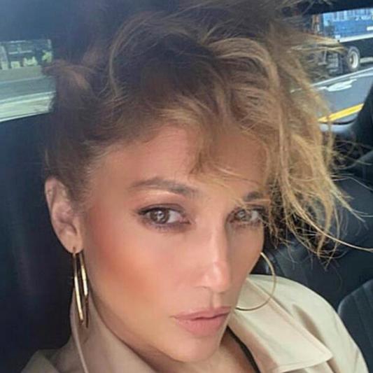 JENNIFER LOPEZ
