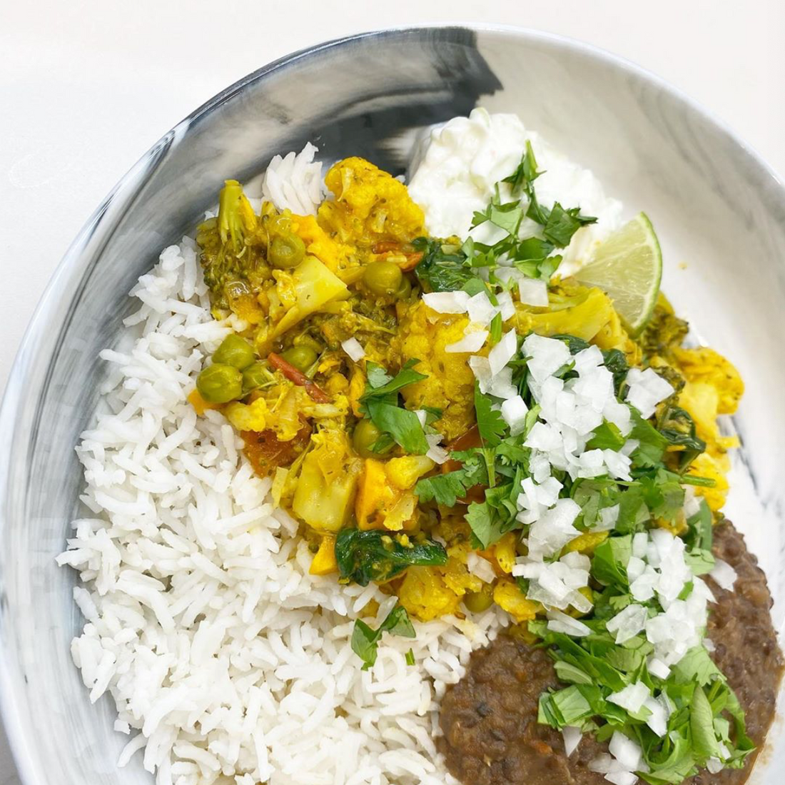 VEGGIE CURRY AND DAAL MAKHANI