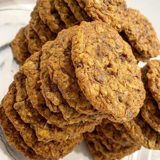 KEVIN'S FAVE OATMEAL CHOCOLATE CHIP COOKIES