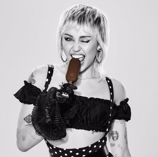 MILEY CYRUS