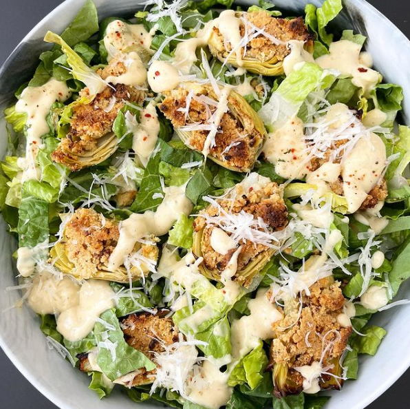 ROASTED GARLICKY ARTICHOKE HEARTS WITH SIMPLE DAIRY-FREE CAESAR DRESSING