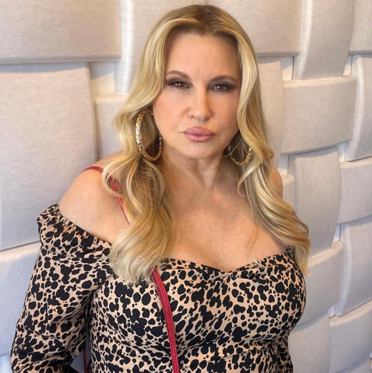 JENNIFER COOLIDGE