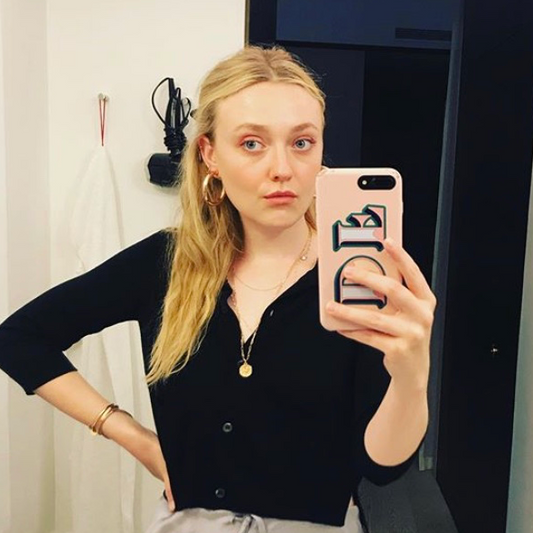 DAKOTA FANNING