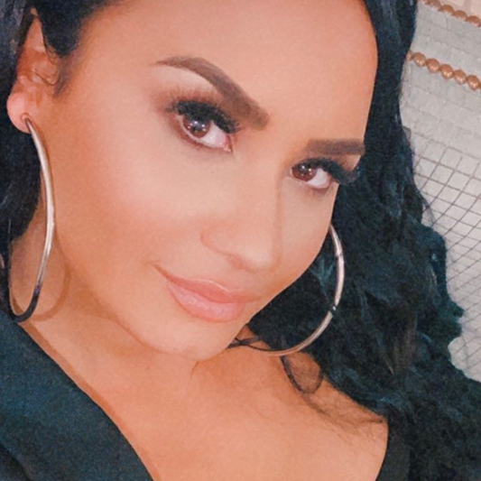 DEMI LOVATO