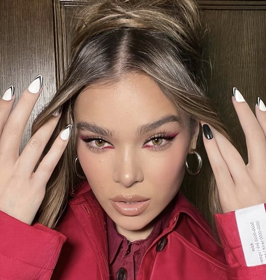 HAILEE STEINFELD