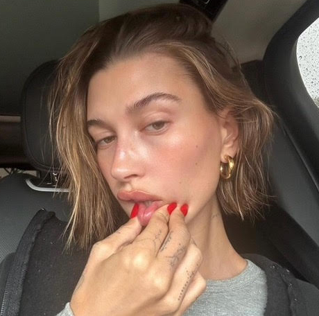 HAILEY BIEBER