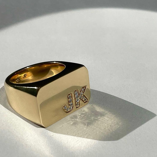 ACE SIGNET RING