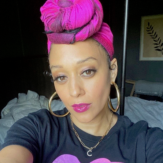 TIA MOWRY