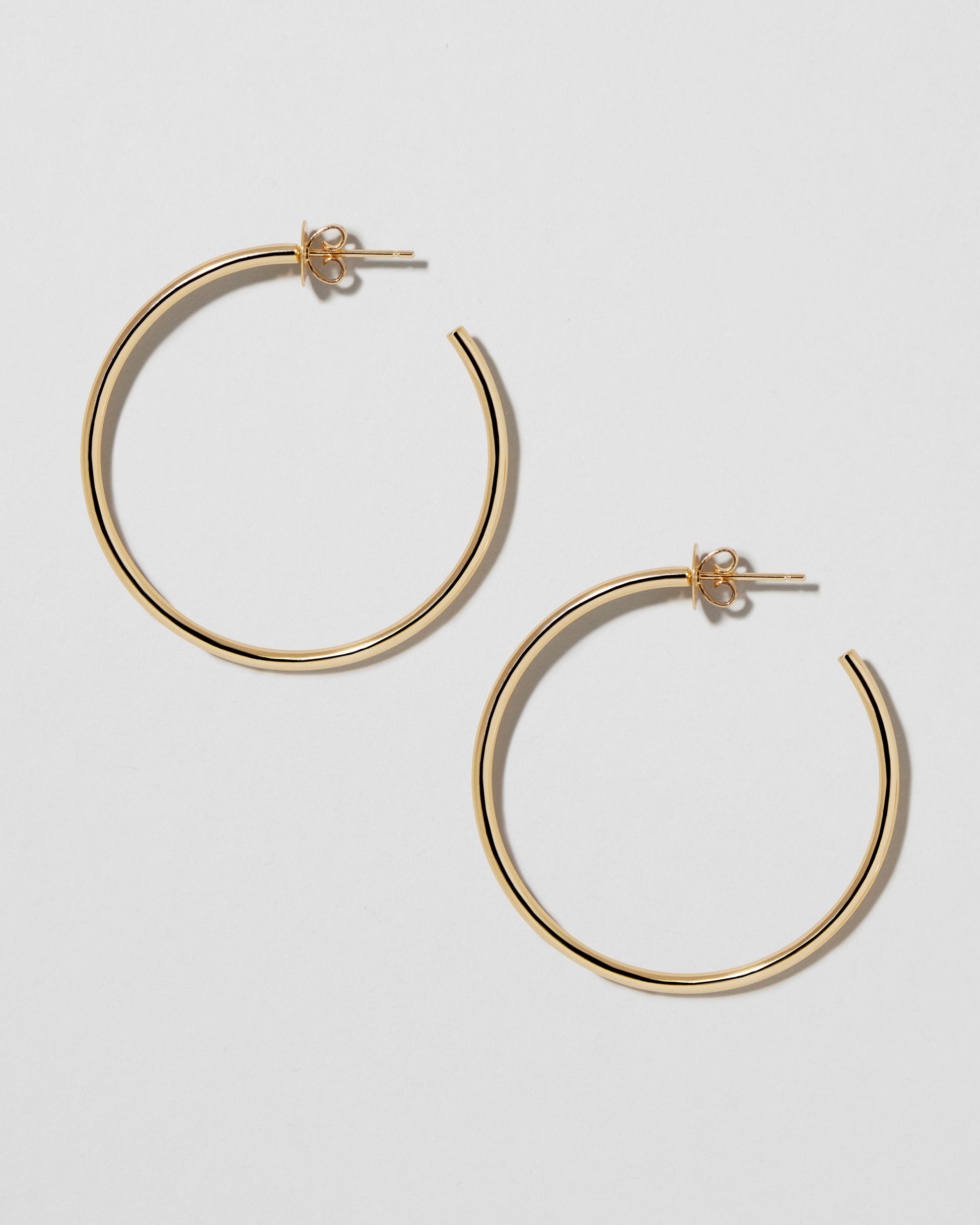 Jennifer Fisher - 1.5'' Fine Thread Baby Hoops - Yellow Gold