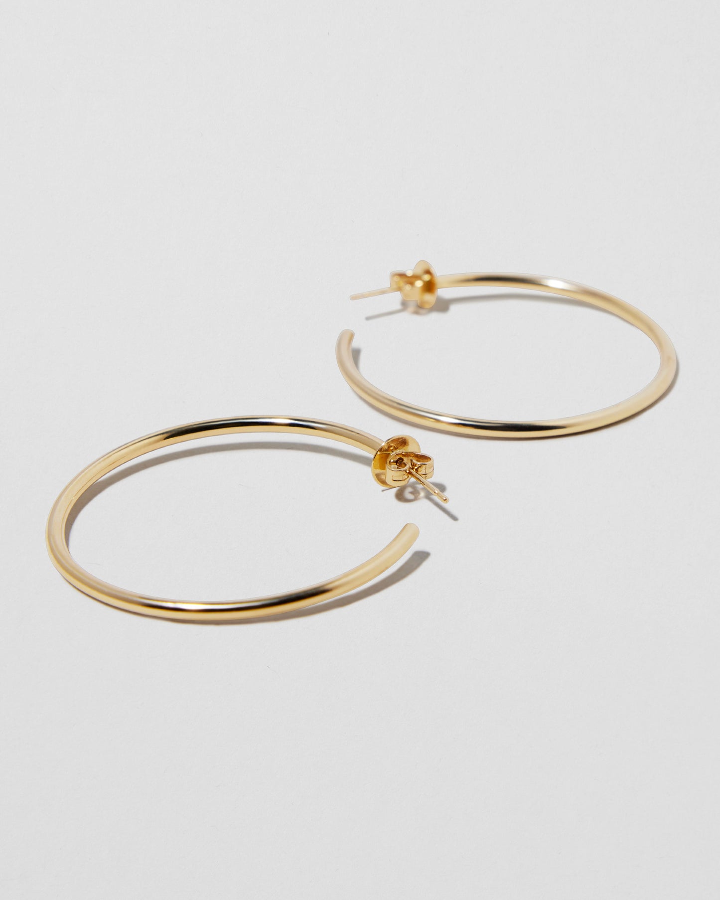 Jennifer Fisher - 1.5'' Fine Thread Baby Hoops - Yellow Gold