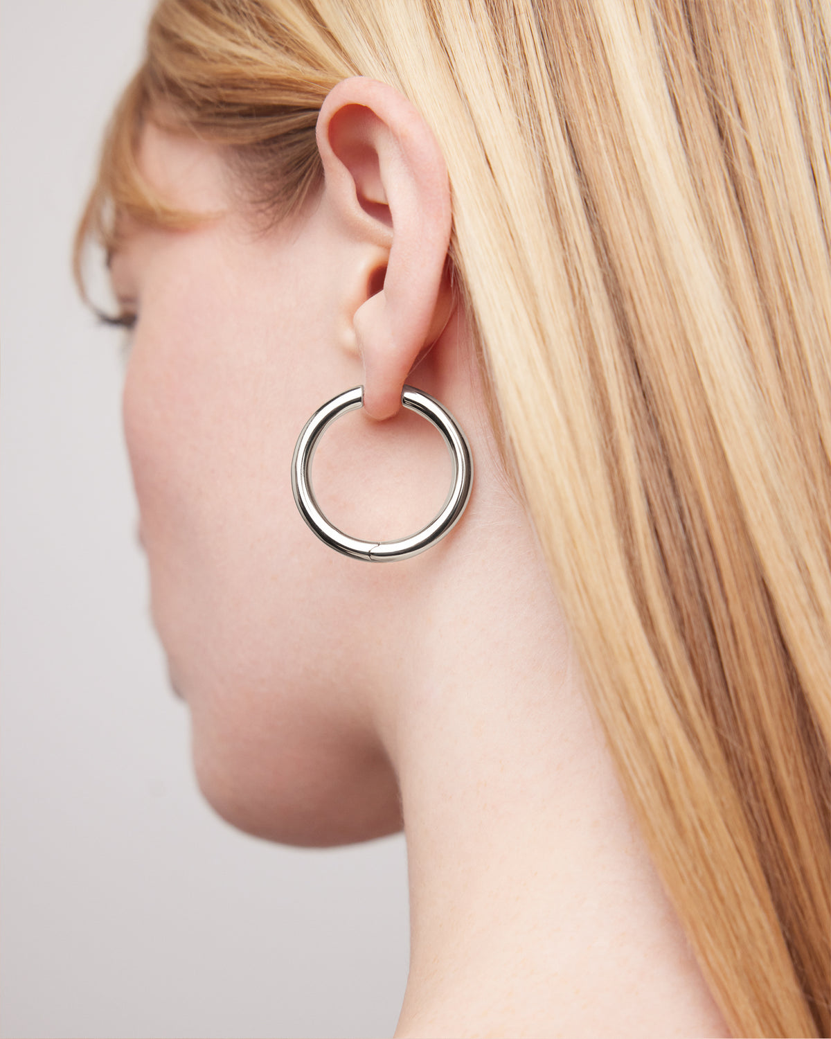 1" Lilly Hinged Mini Hoops earring - side view | gold small hoop earrings