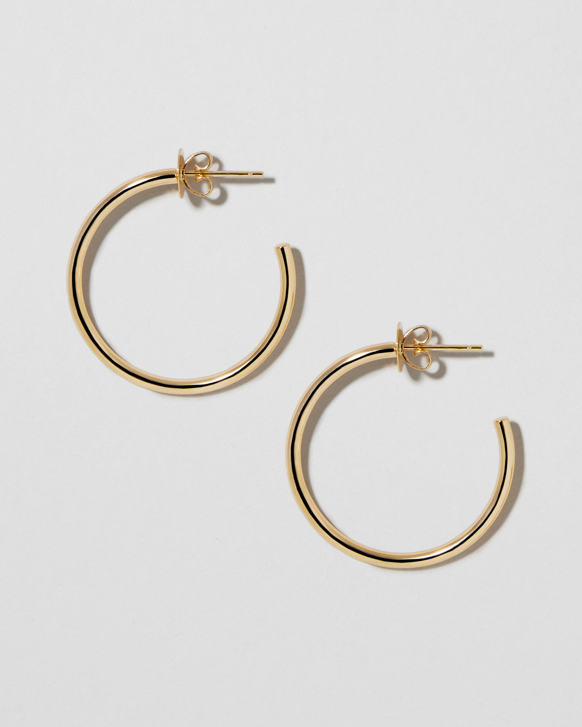 1" Thread Hoops in 14K Yellow Gold earring - front view | gold hoop earrings
