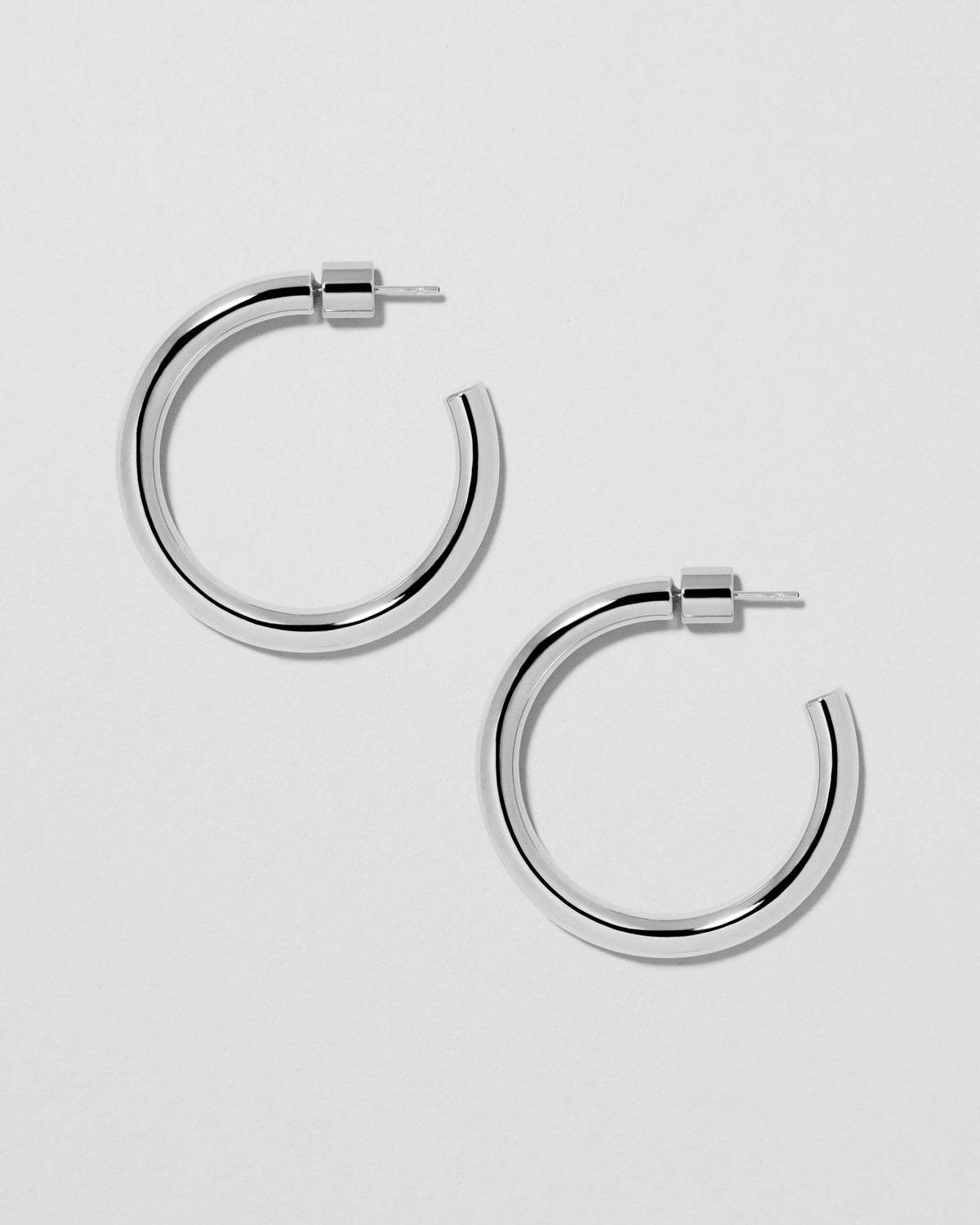 1" Lilly Mini Hoops earring - alternate angle | small 14k gold hoop earrings