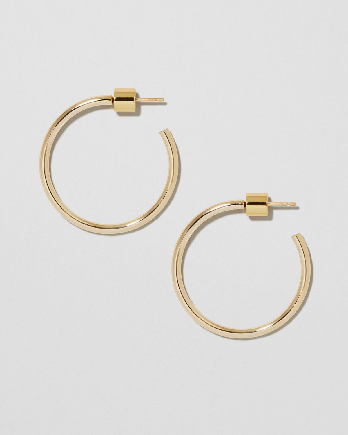 1" Thread Mini Hoops earring - front view | small gold hoop earrings