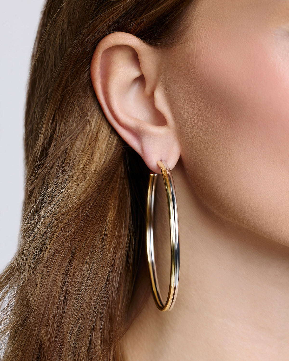 2.5" Two Tone Thread Hoops gold earring - close-up detail | hoop earrings