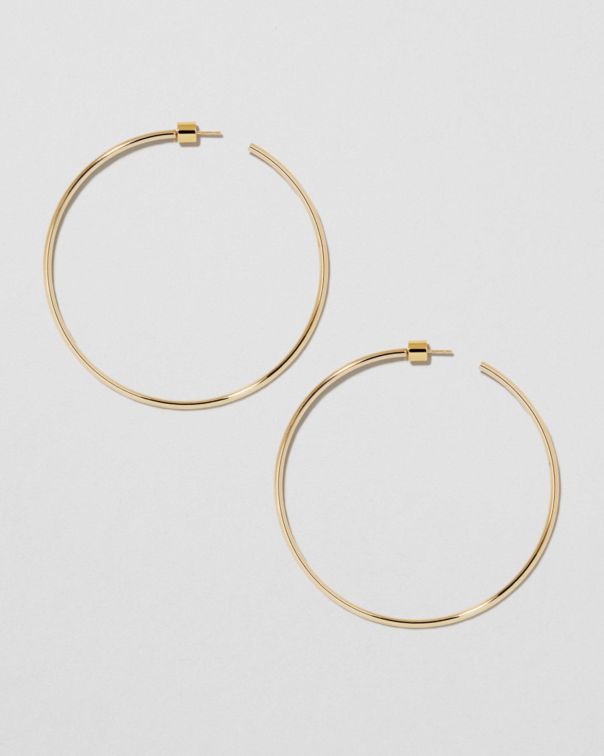 Jennifer Fisher - 2.5'' Thread Baby Hoops - Yellow Gold