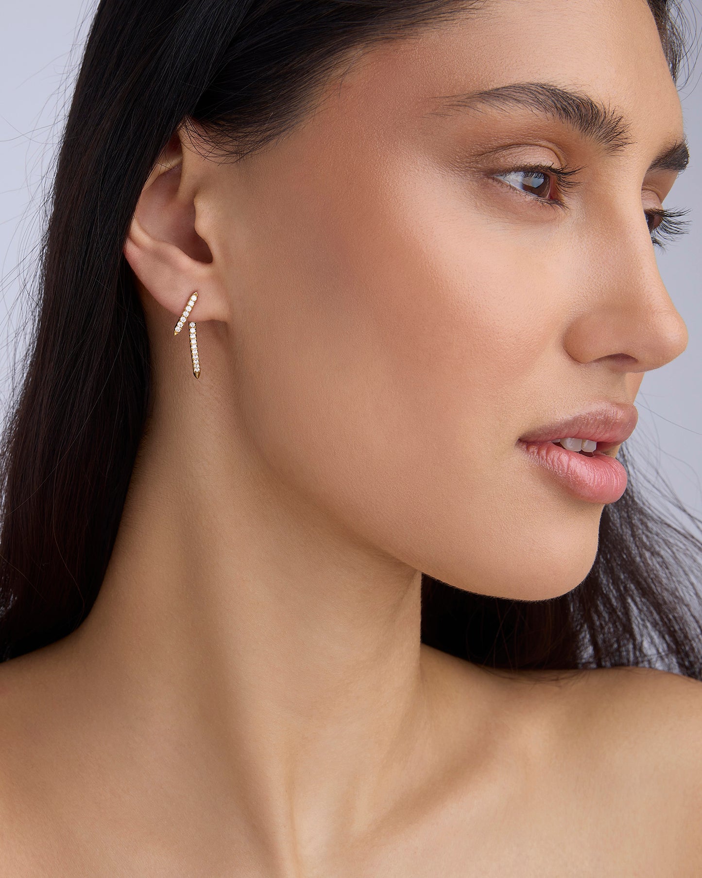 Mini Claw Pin Tusk Earring with Pavé White Diamonds in 18K Yellow Gold