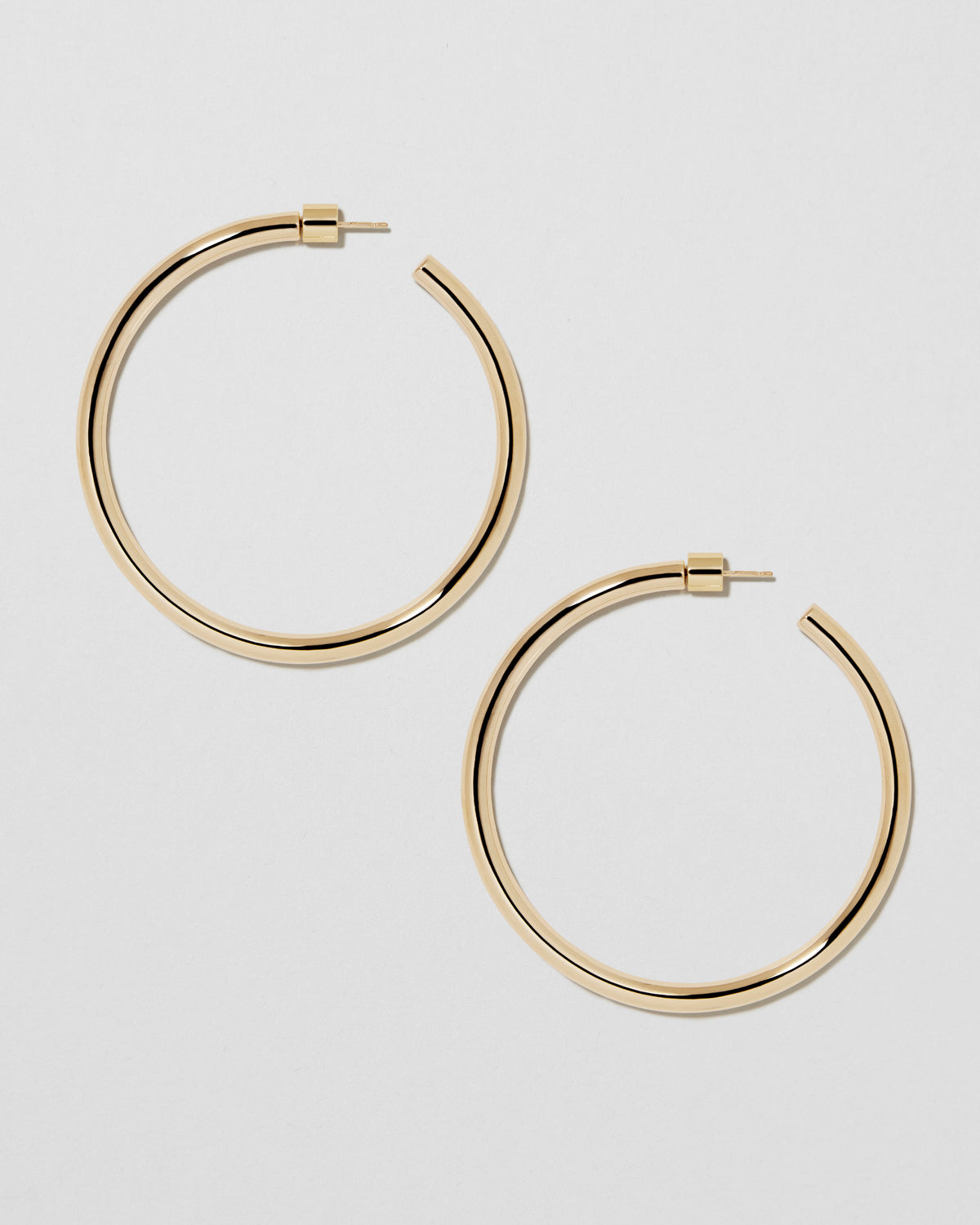 2" Lilly Hoops earring - styled on model | gold hoop earrings