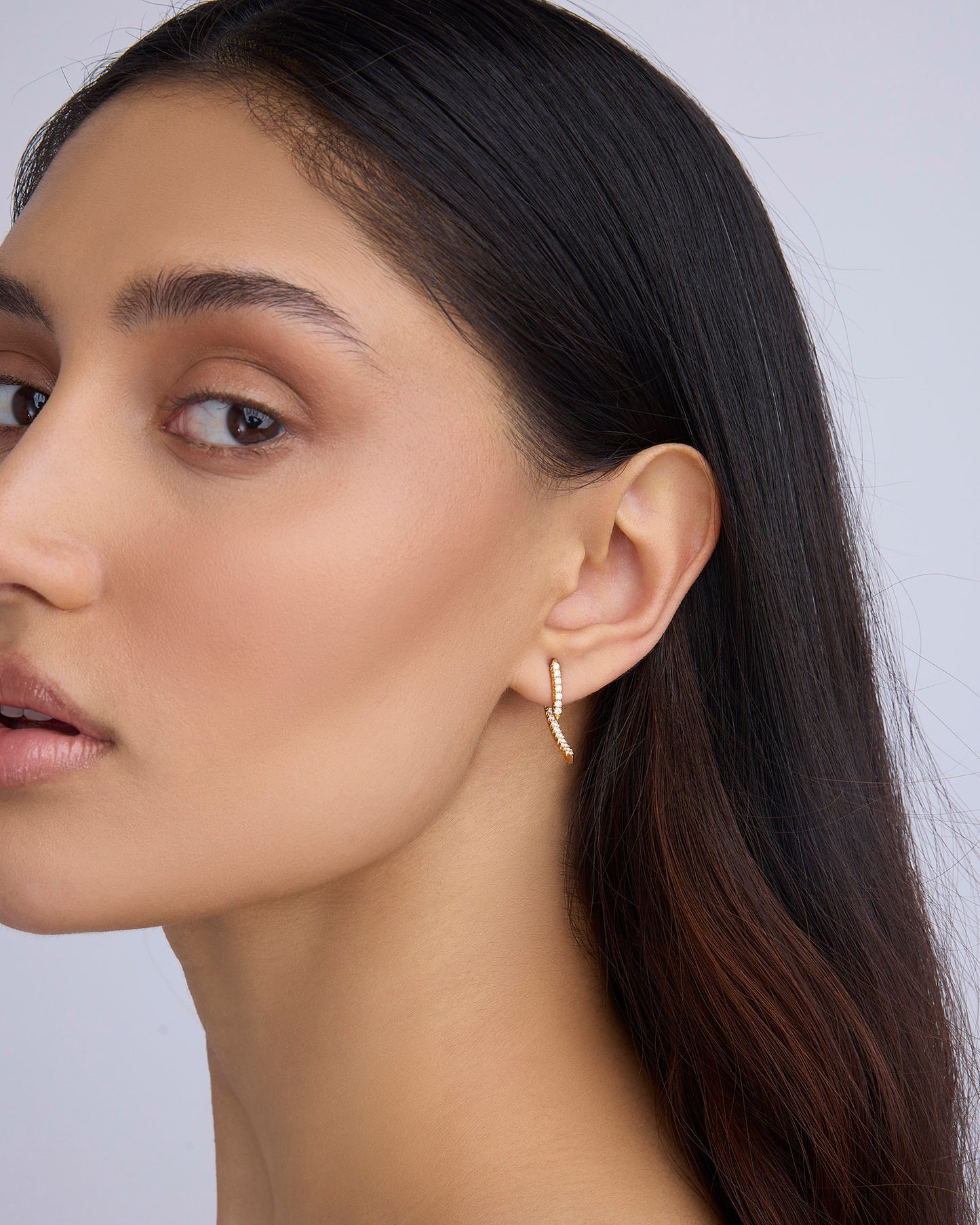 Mini Claw Pin Tusk Earring with Pavé White Diamonds in 18K Yellow Gold