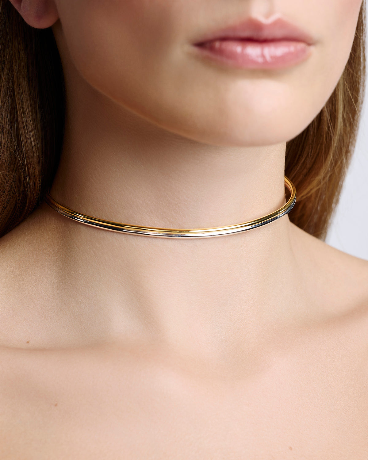 Two Tone Thread Choker necklace - close-up detail | women's gold necklace