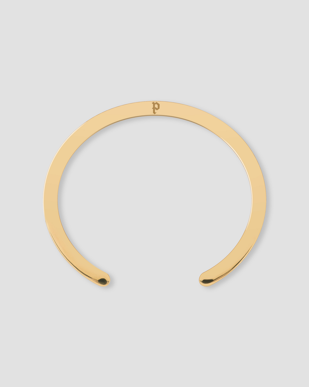 Personalized Essential Diamond Cuff bracelet - close-up detail | female gold bracelet