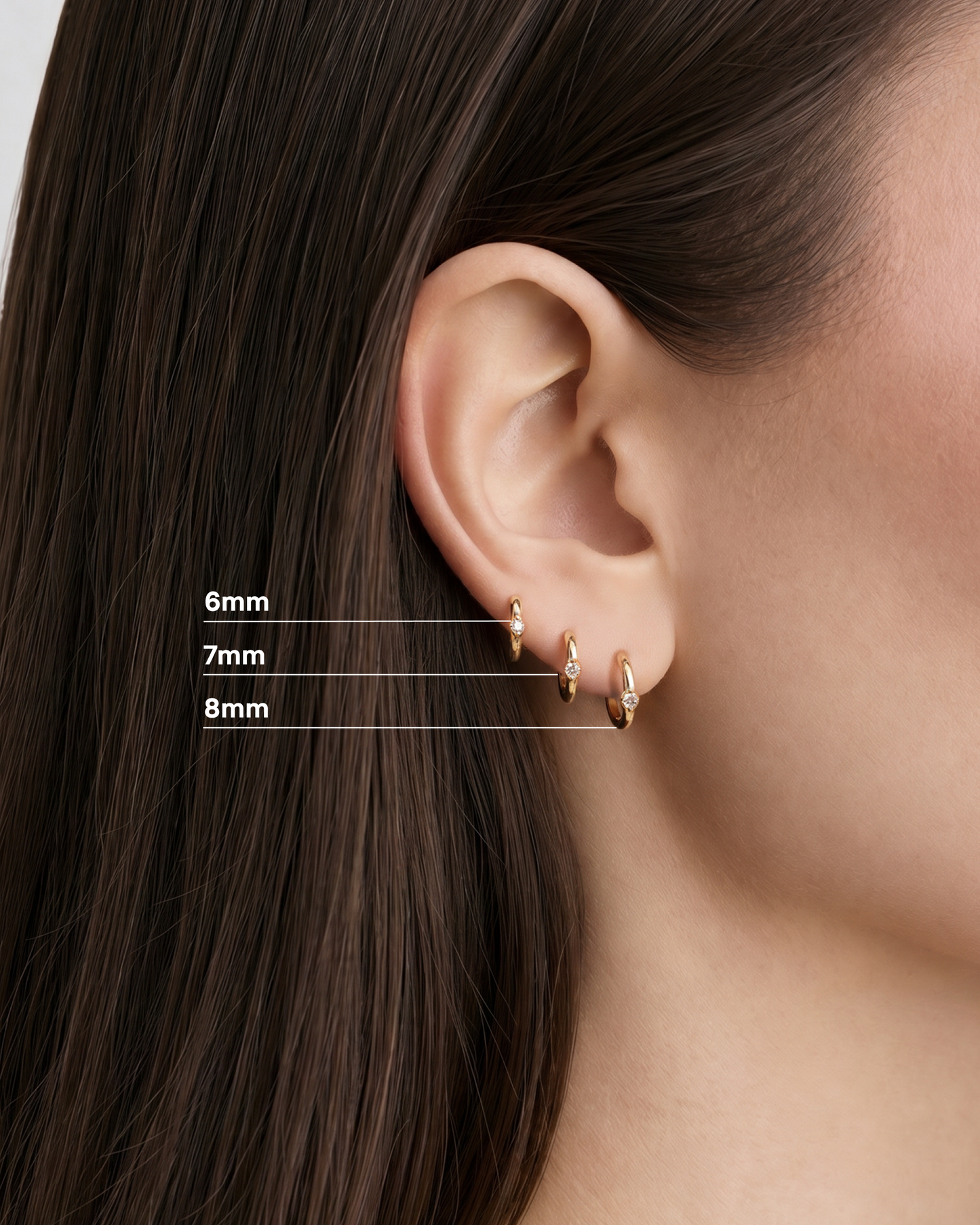 18K Essential Single Stone Tiny Huggie