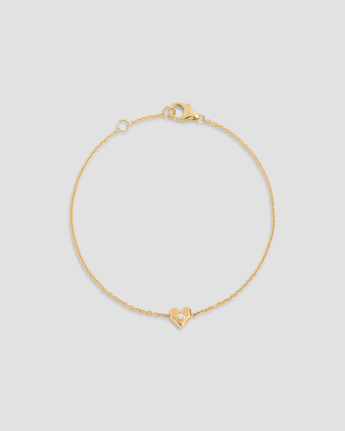 Heart bracelet - front view | female gold bracelet