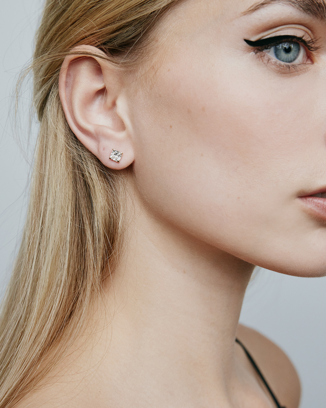 JF Lab - Cushion Cut Stud Earrings