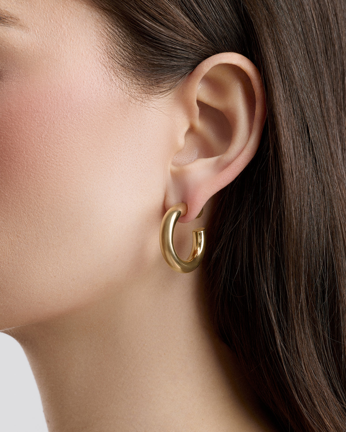 Samira Huggies earring - front view | gold huggie earrings