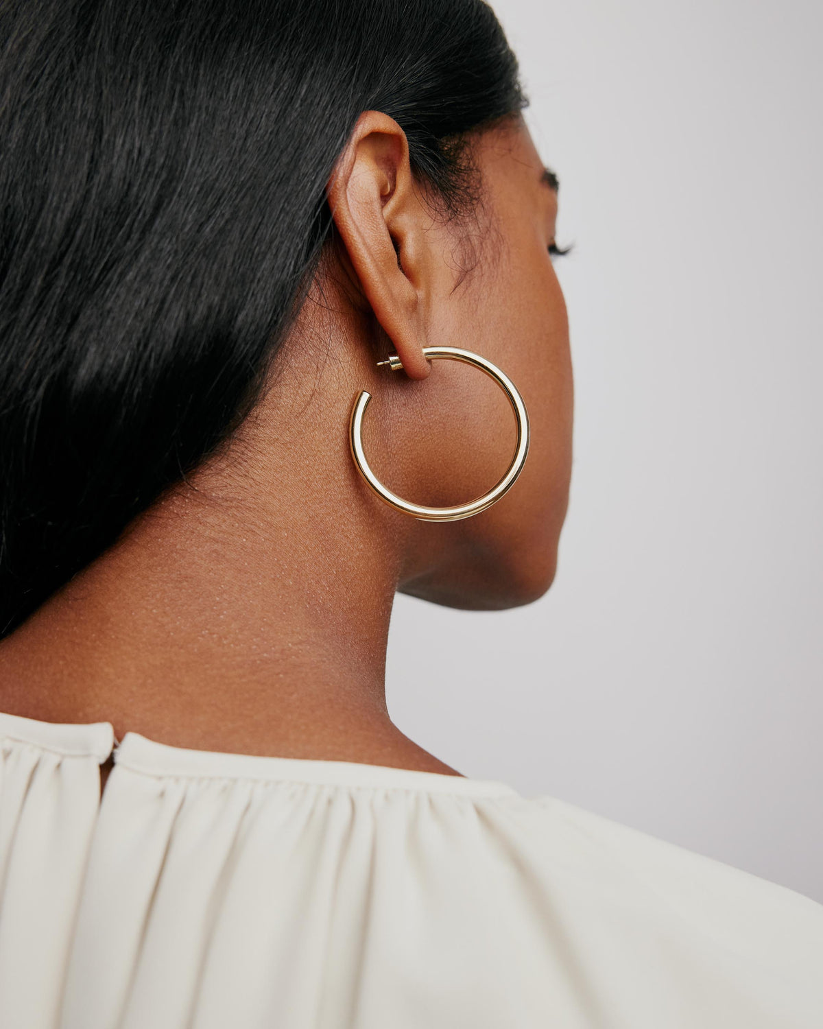 1.5" Lilly Baby Hoops earring - front view | gold hoop earrings