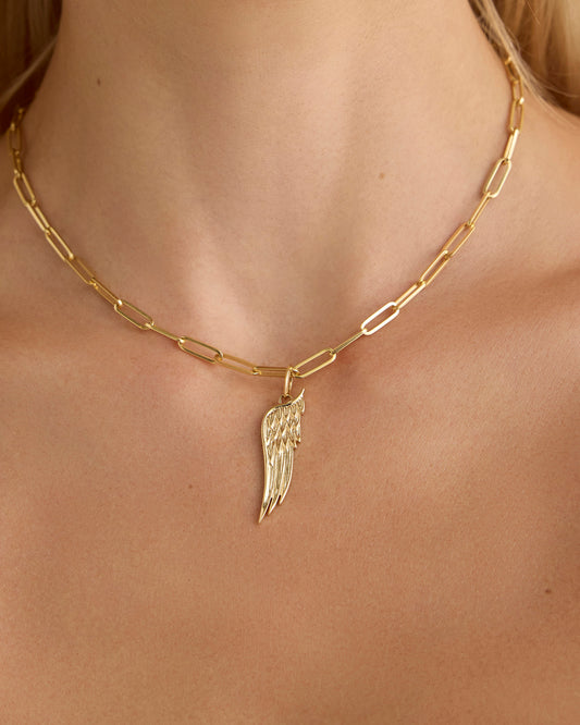 Medium Wing Charm in 18K Yellow Gold