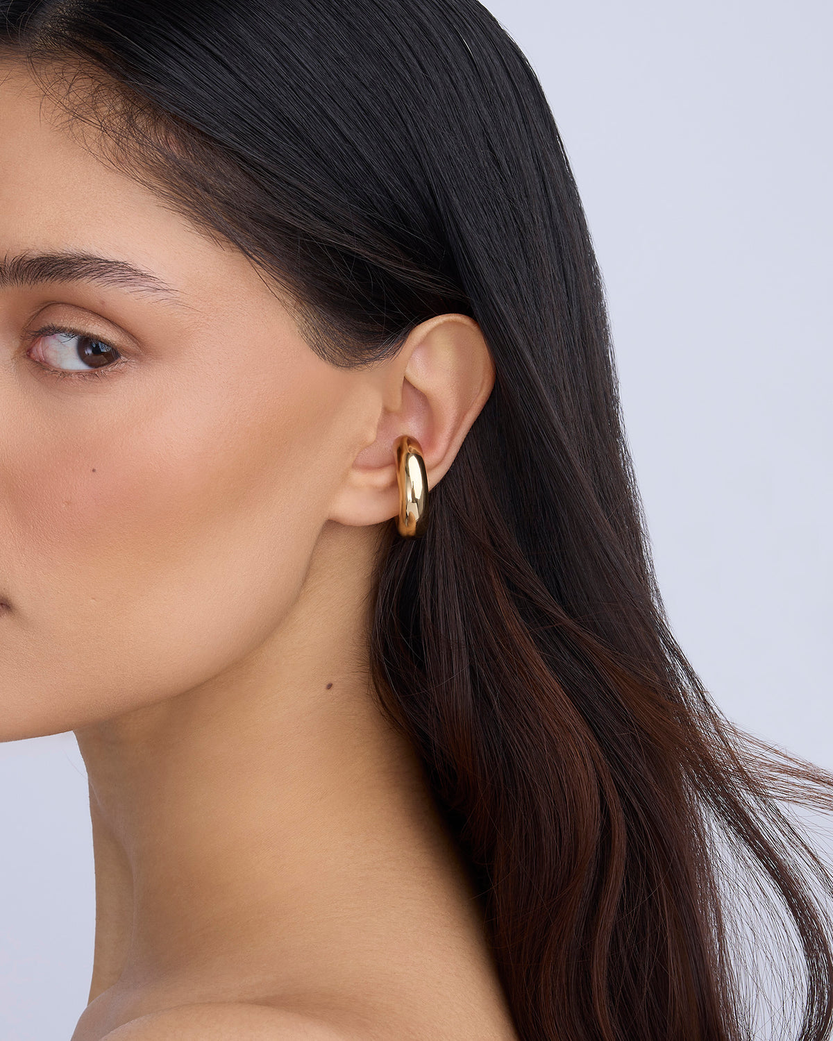 Jamma Ear Cuff earring - close-up detail | 18k gold earrings