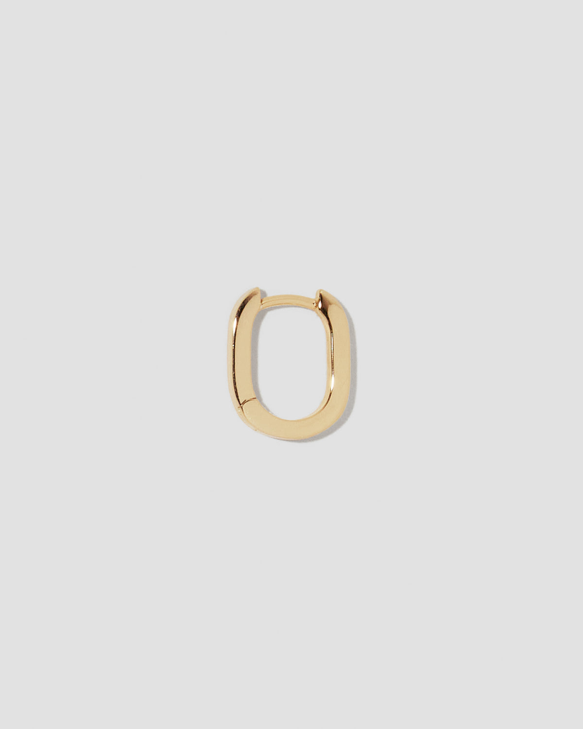 18k Link Huggie earring - side view | gold huggie earrings