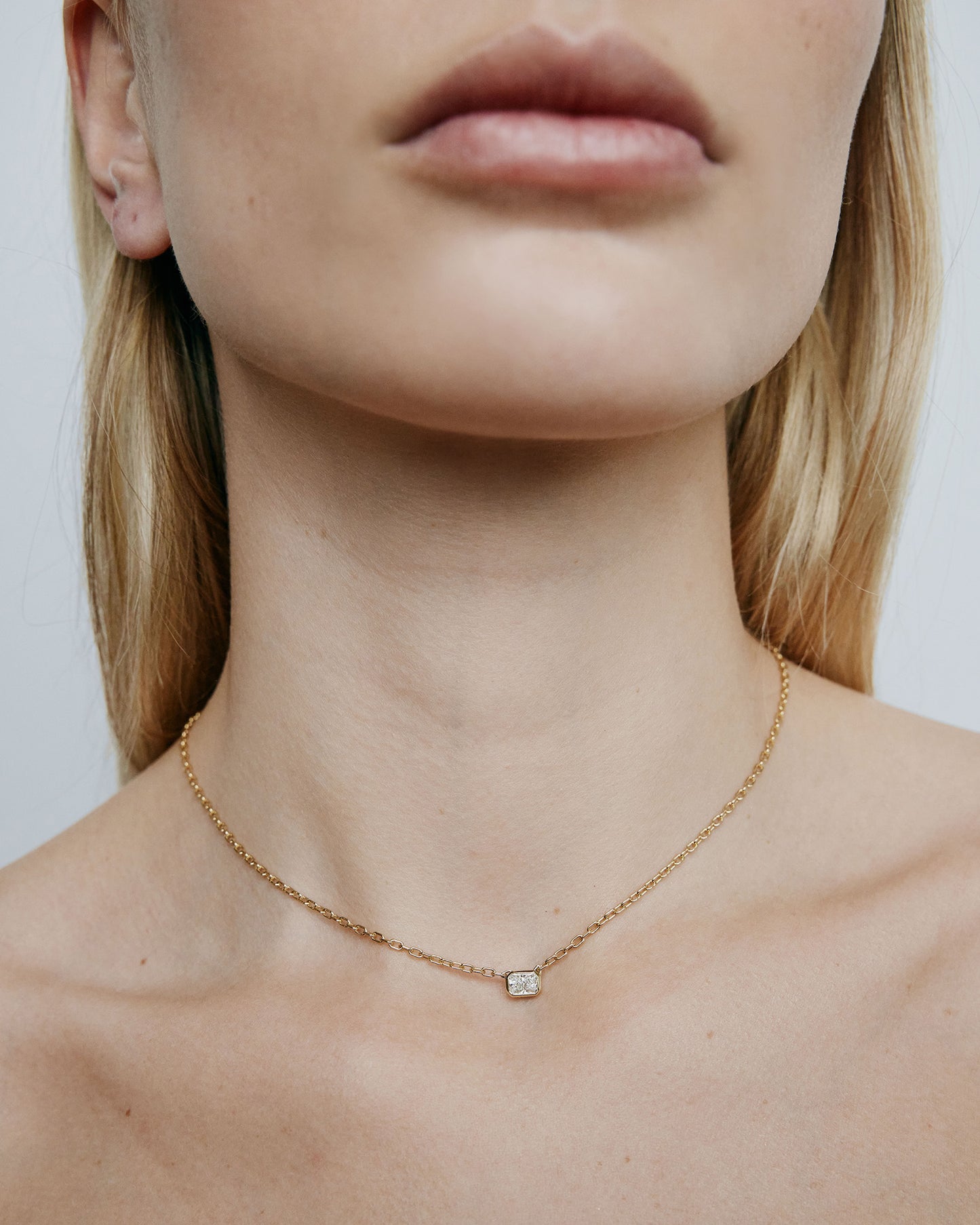 JF Lab - Radiant Cut Horizontal Solitaire Pendant