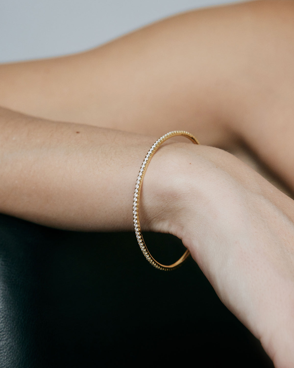 JF Lab - Round Cut Bangle bracelet - close-up detail | real gold bracelet for women