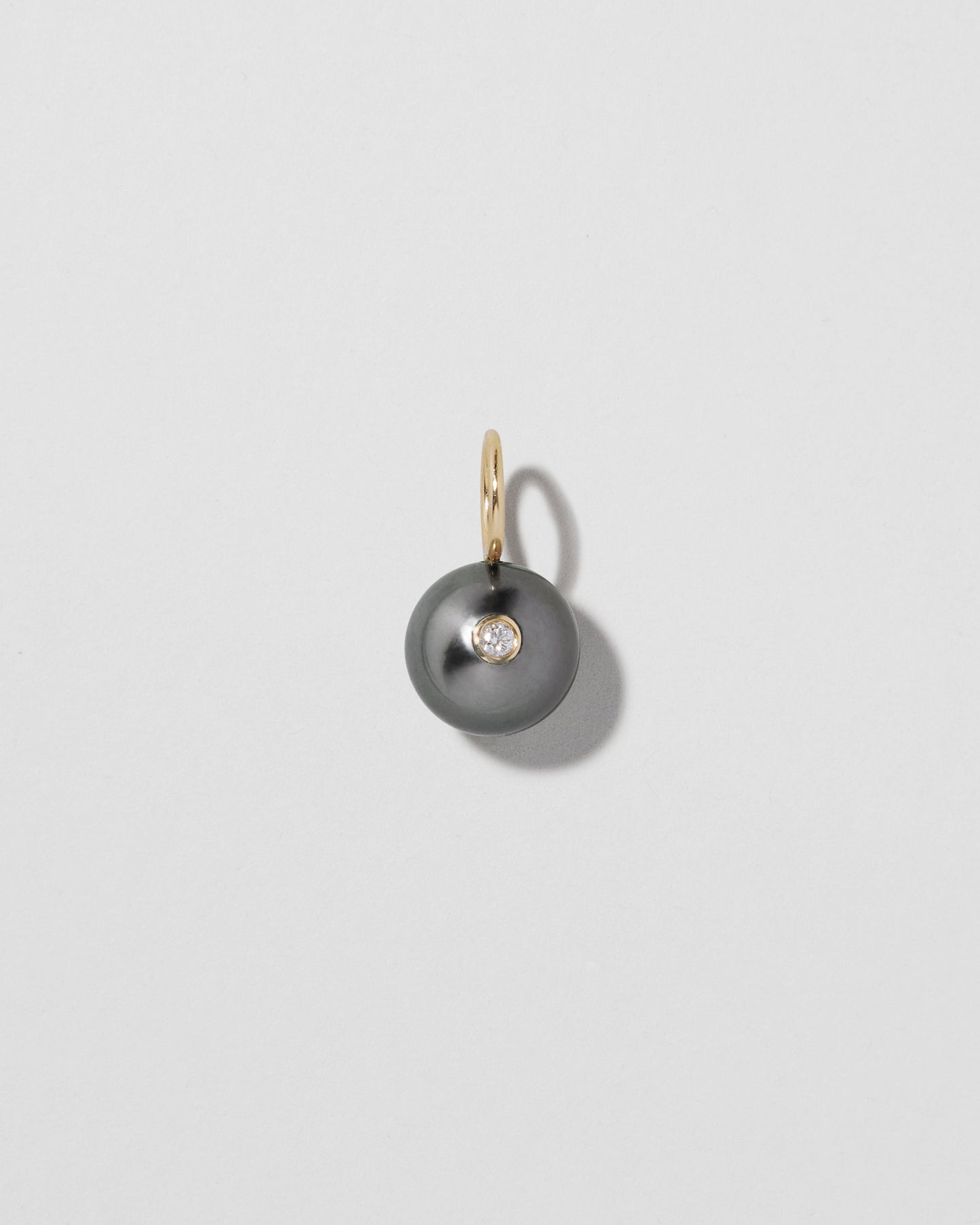 Jennifer Fisher - Small Gray South Sea Pearl with Diamond - Yellow Gold