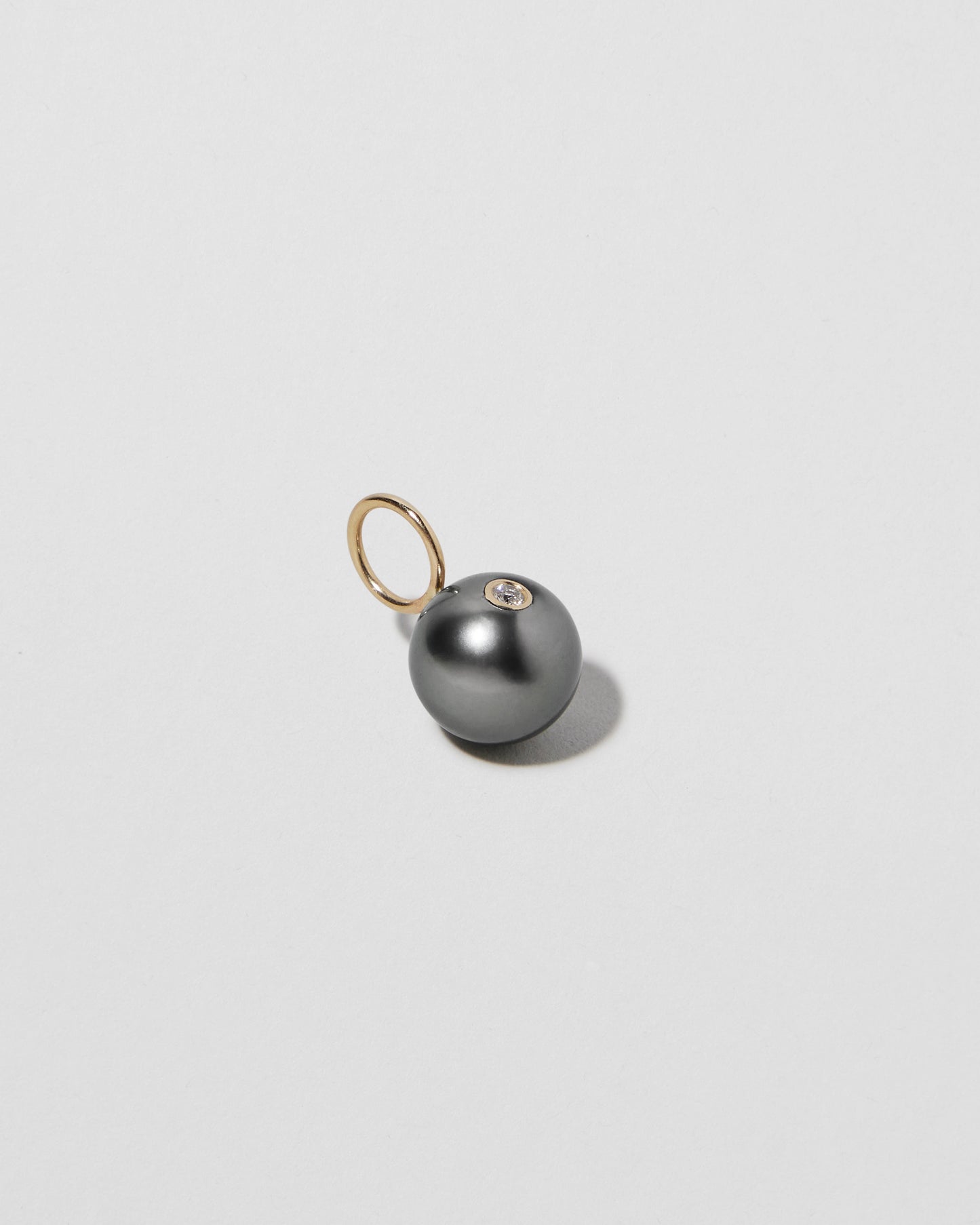 Jennifer Fisher - Small Gray South Sea Pearl with Diamond - Yellow Gold